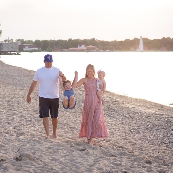 Meet your Posher, Jennie - Picture 1 of 1